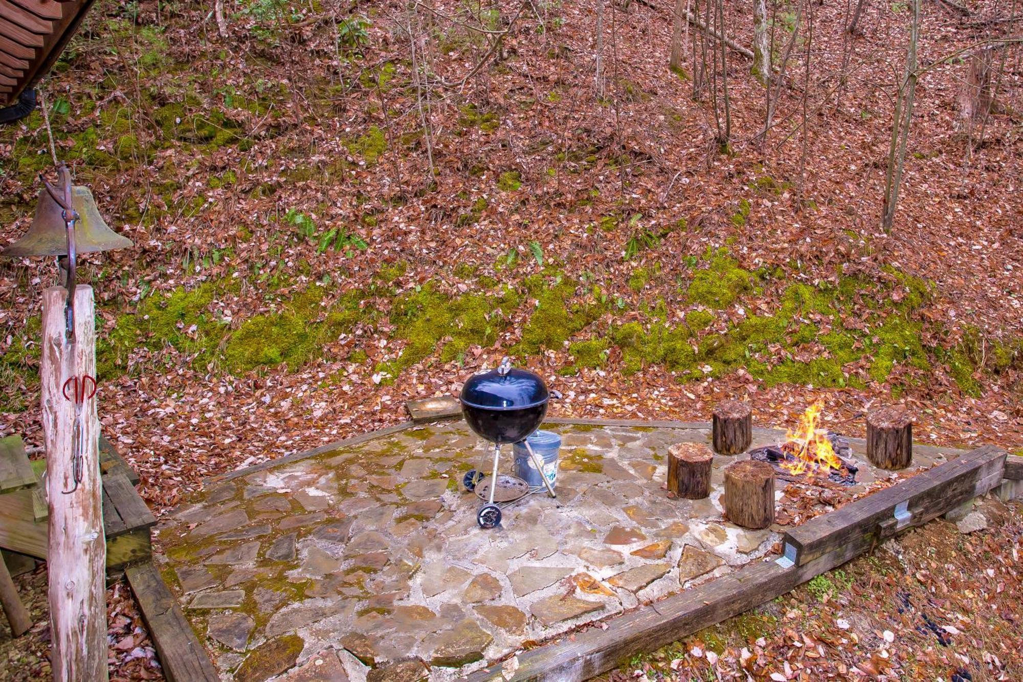Alpine Joy-Hot Tub, Pond Access ,1089 Of Free Tickets For Each Paid Day, Dollywood And More! Townsend Rum bild